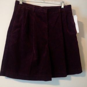Liz Claiborne burgundy corduroy high waist shorts
